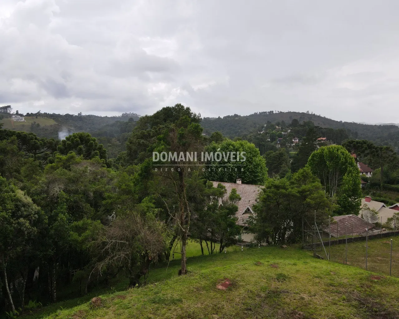 Casa à venda de 6.450 m² em Campos do Jordão, SP, Brasil