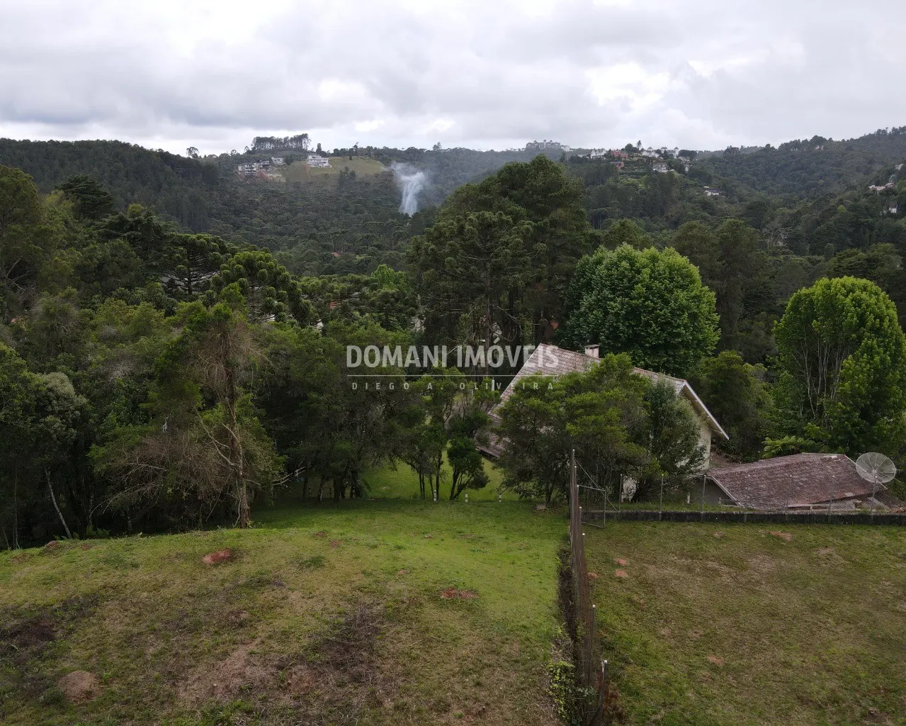 Casa à venda de 6.450 m² em Campos do Jordão, SP, Brasil