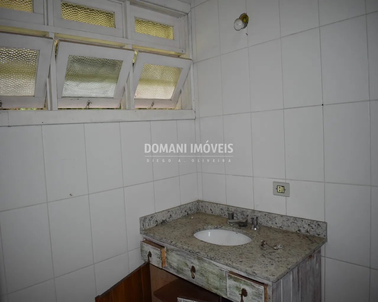 Casa à venda de 6.450 m² em Campos do Jordão, SP, Brasil