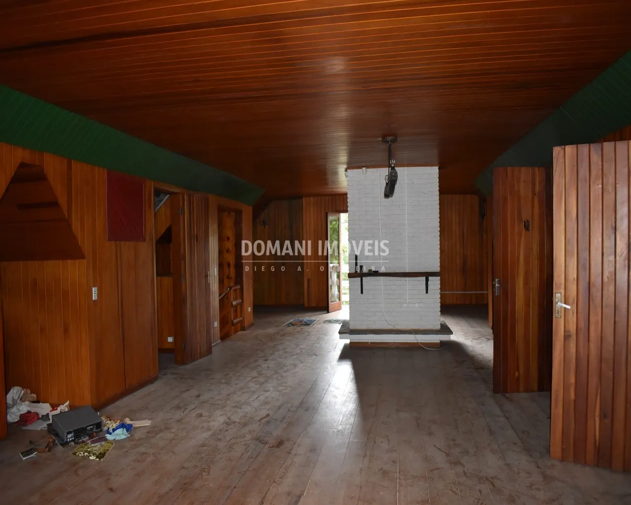 Casa à venda de 6.450 m² em Campos do Jordão, SP, Brasil