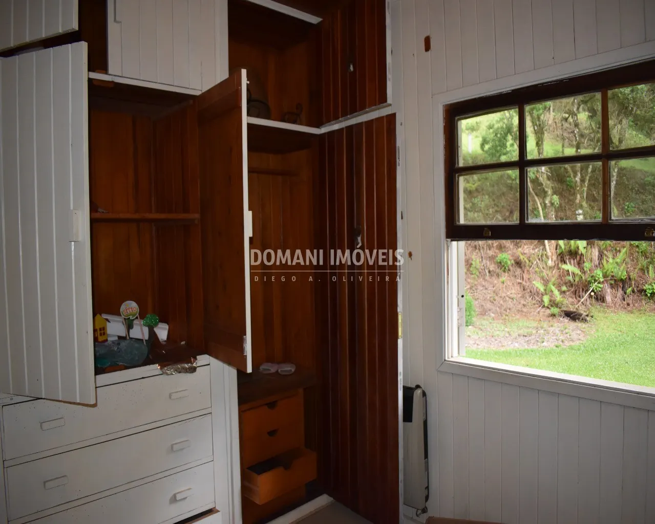 Casa à venda de 6.450 m² em Campos do Jordão, SP, Brasil