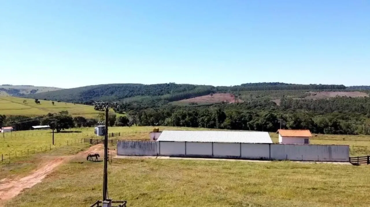 Fazenda à venda de 332 ha em Avaré, SP, Brasil