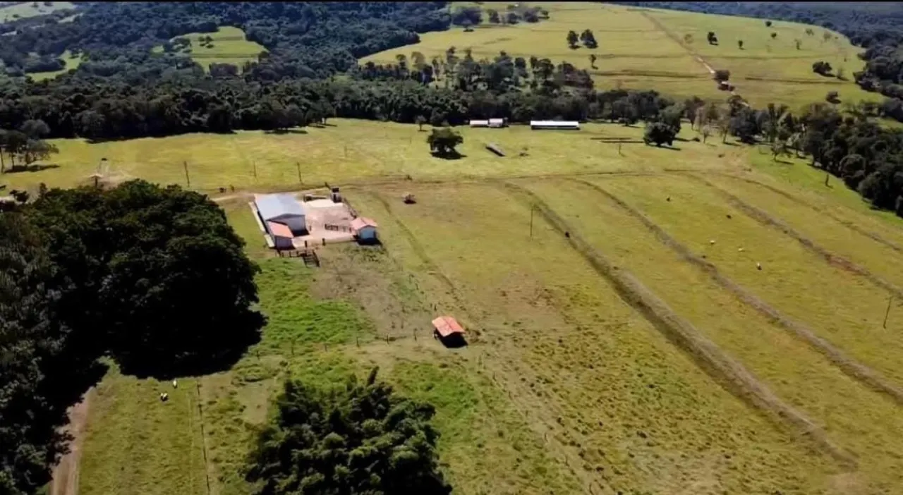 Fazenda à venda de 332 ha em Avaré, SP, Brasil