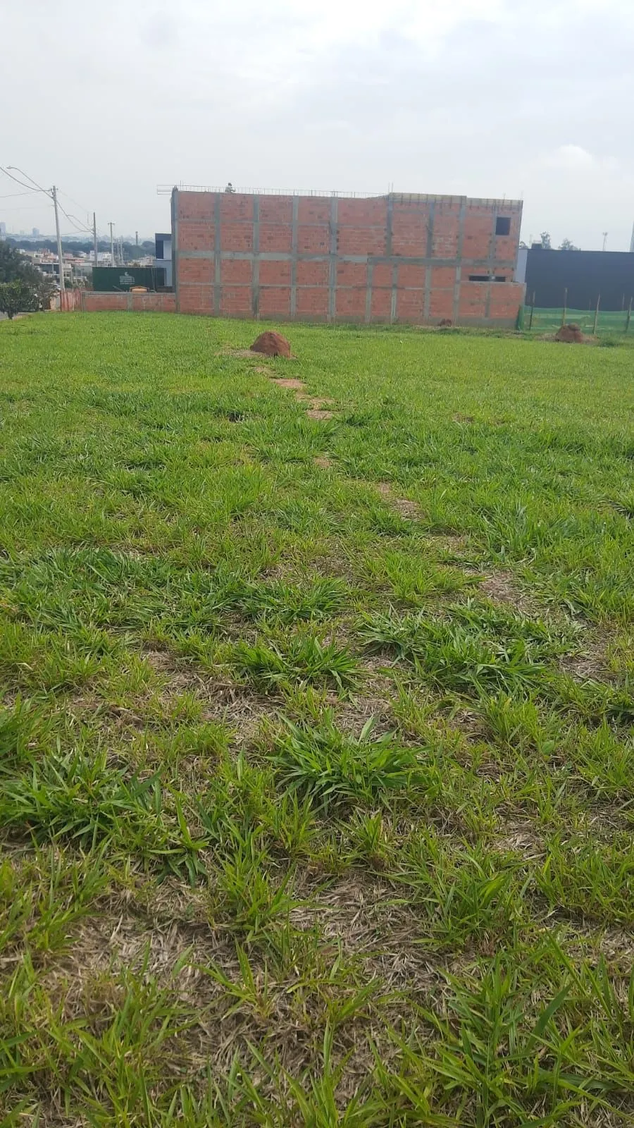 Terreno à venda de 300 m² em Nova Odessa, SP, Brasil