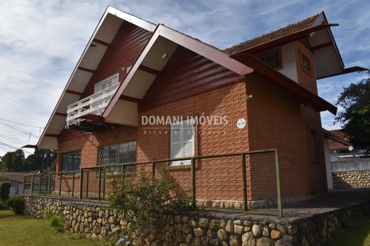 Comercial  de 1.010 m² em Campos do Jordão, SP, Brasil