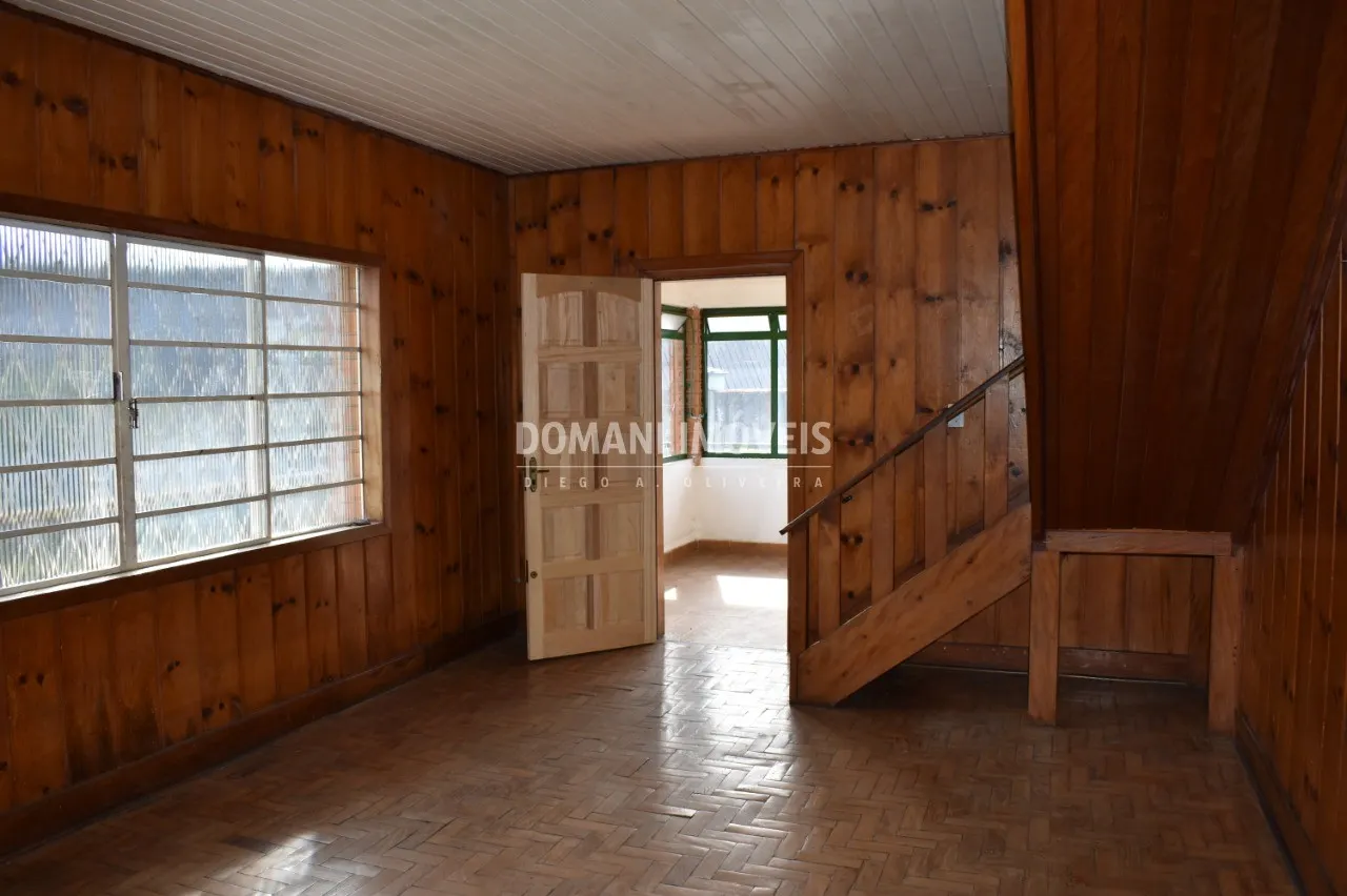 Comercial  de 1.010 m² em Campos do Jordão, SP, Brasil