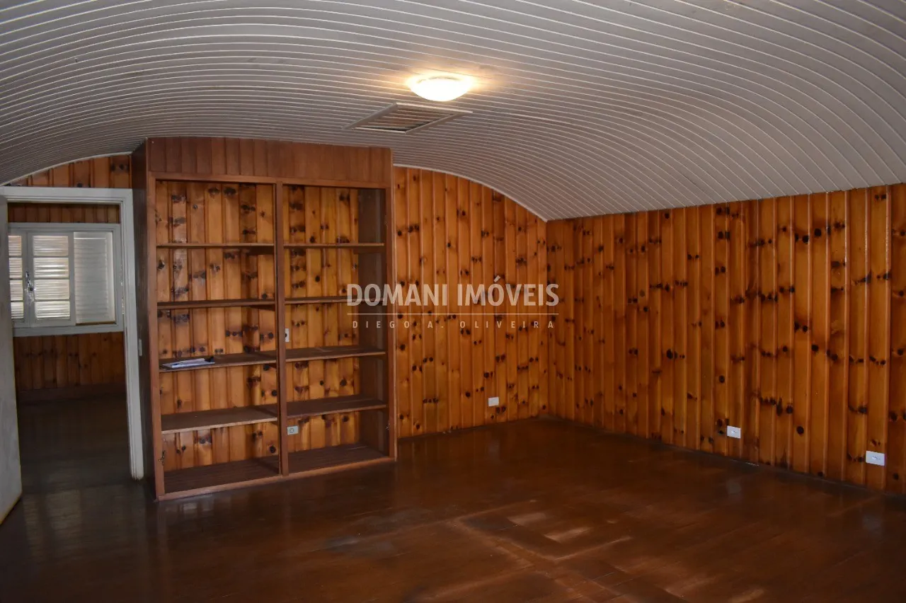 Comercial  de 1.010 m² em Campos do Jordão, SP, Brasil