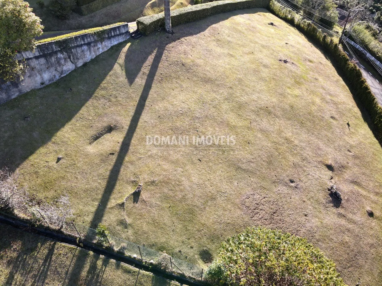 Terreno à venda de 1.780 m² em Campos do Jordão, SP, Brasil
