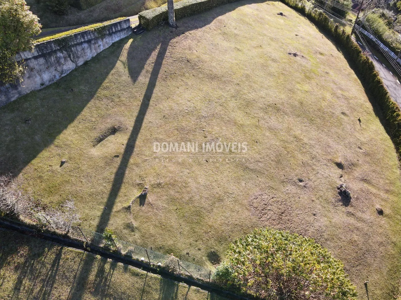 Terreno à venda de 1.780 m² em Campos do Jordão, SP, Brasil