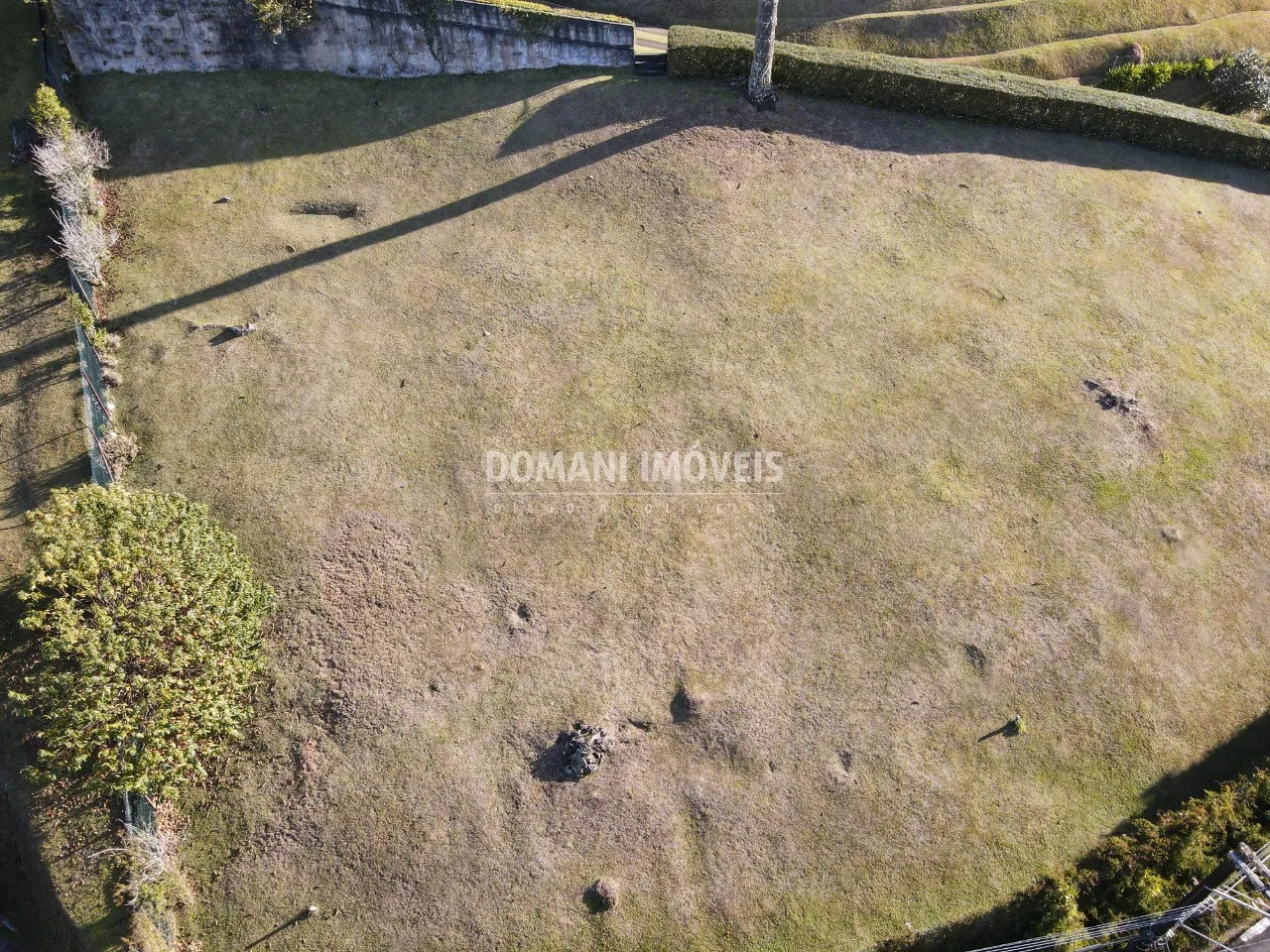 Terreno à venda de 1.780 m² em Campos do Jordão, SP, Brasil