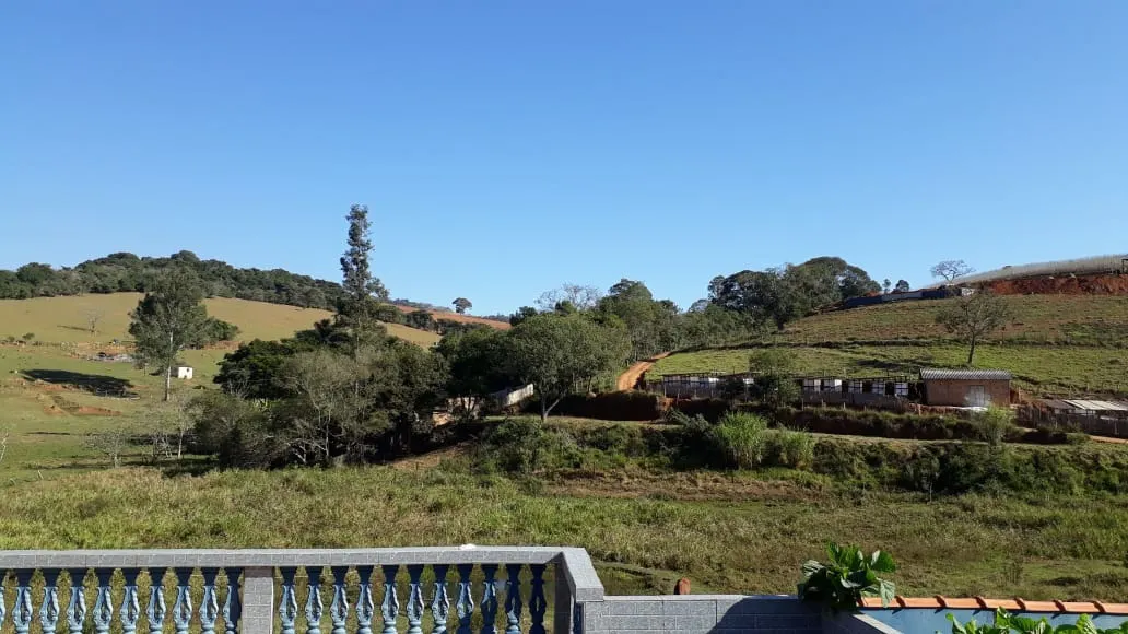 Chácara à venda de 1 ha em Conceição dos Ouros, MG, Brasil