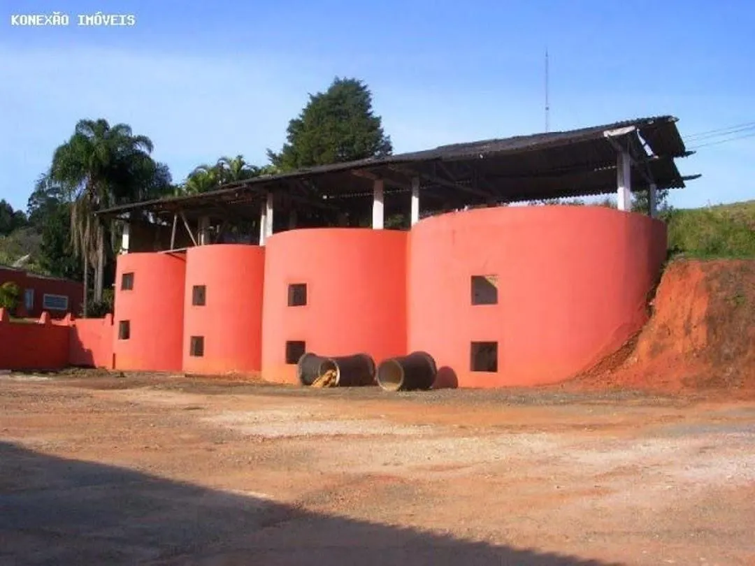 Fazenda à venda de 136 ha em Santa Branca, SP, Brasil