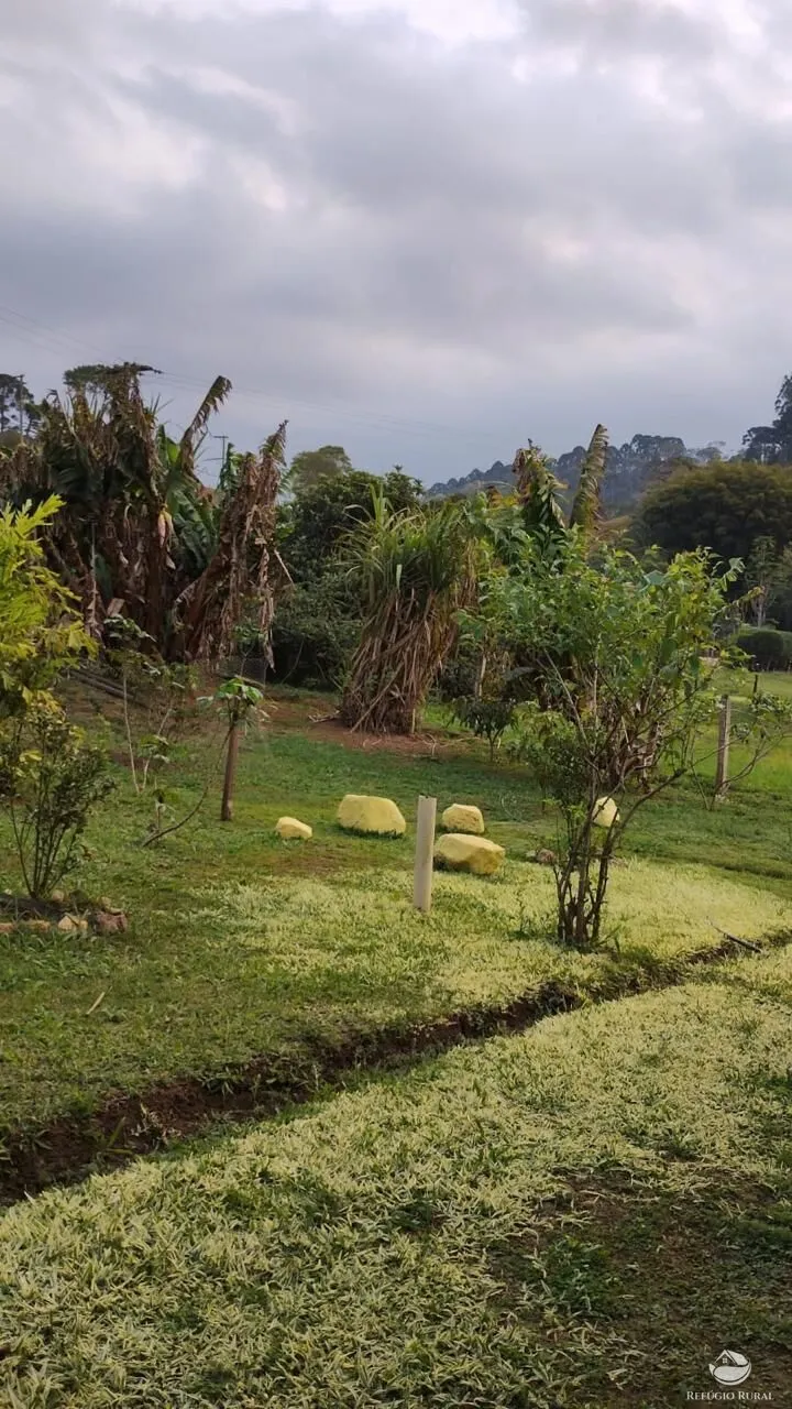 Chácara à venda de 7.000 m² em Sapucaí-Mirim, MG, Brasil