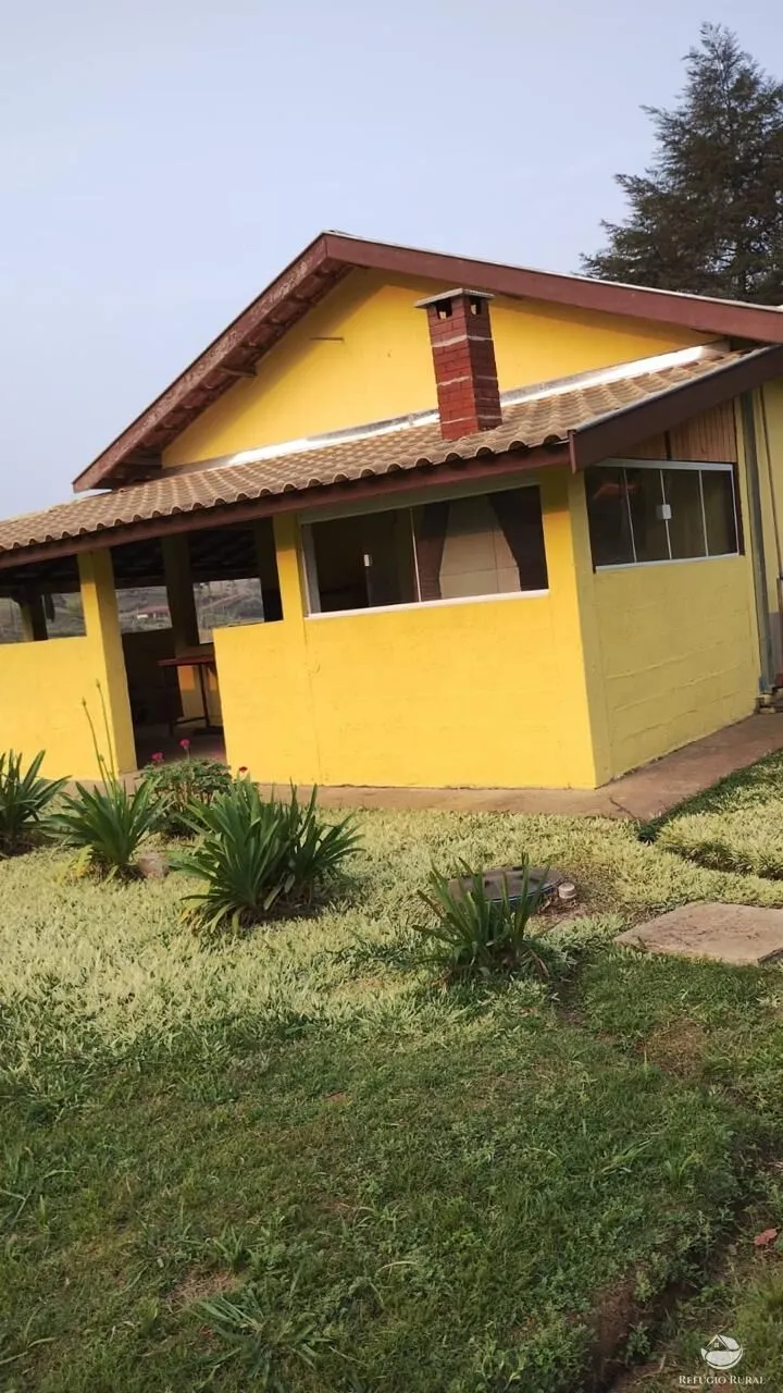 Chácara à venda de 7.000 m² em Sapucaí-Mirim, MG, Brasil