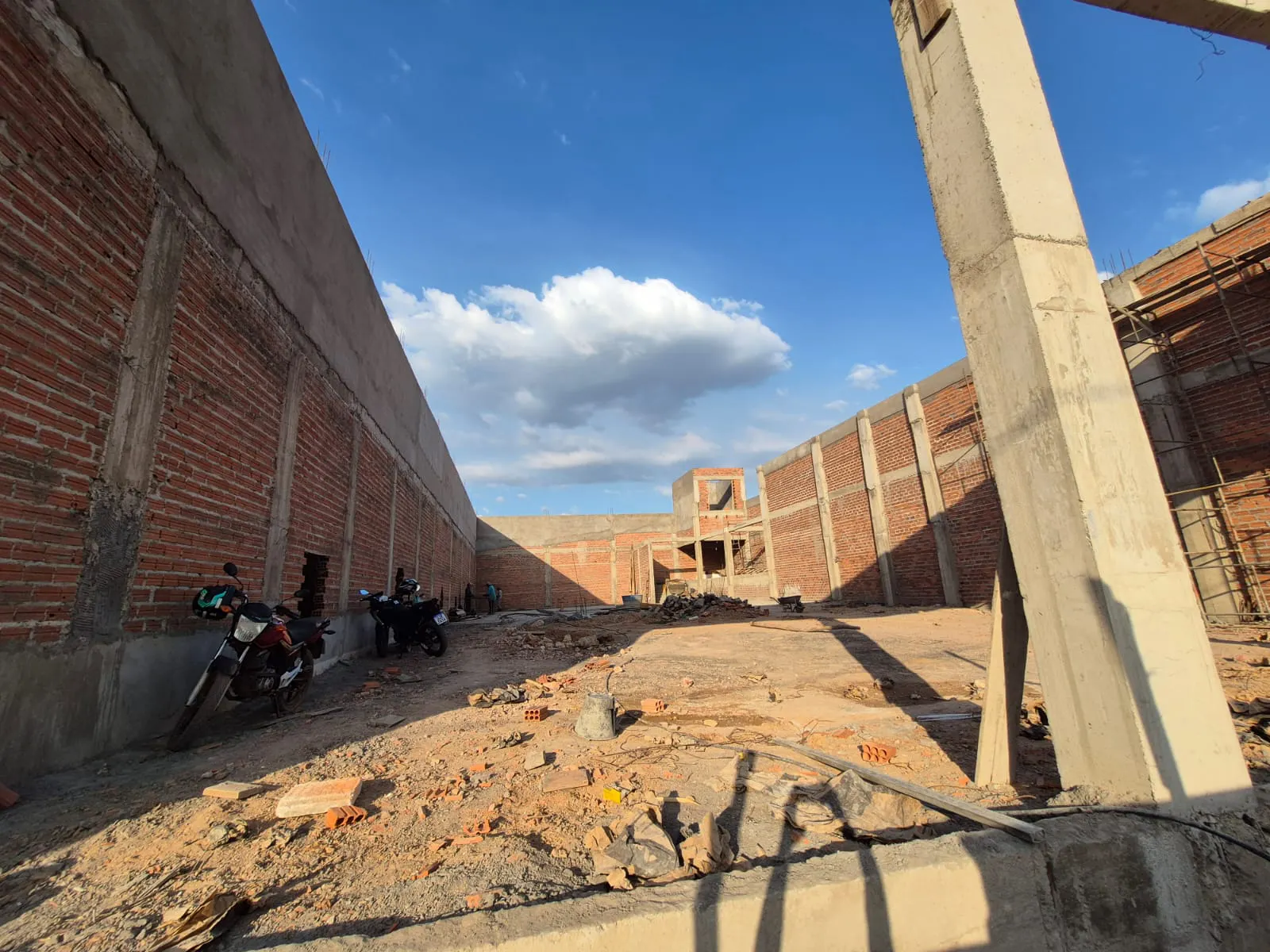 Comercial para Alugar de 2.400 m² em Presidente Dutra, MA, Brasil