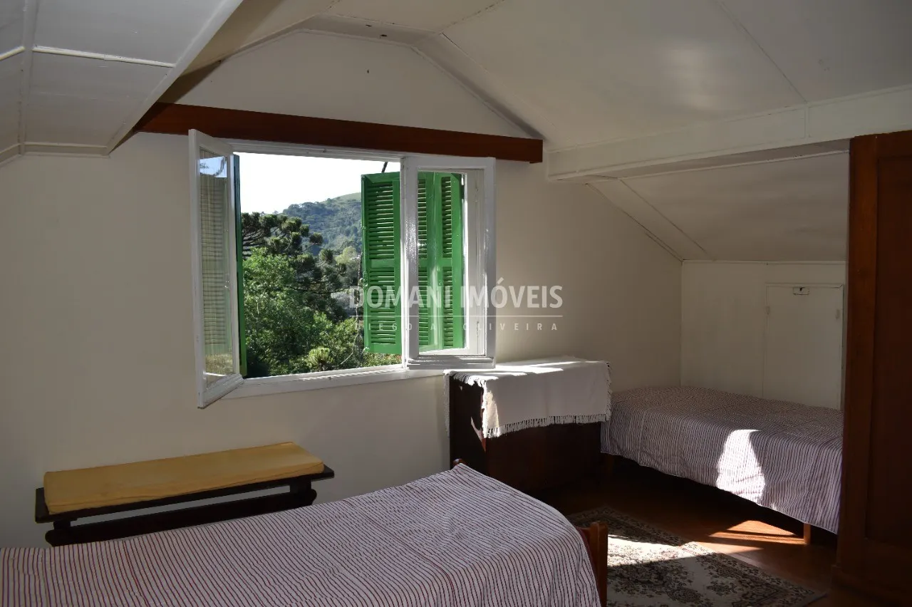 Casa à venda de 2.080 m² em Campos do Jordão, SP, Brasil