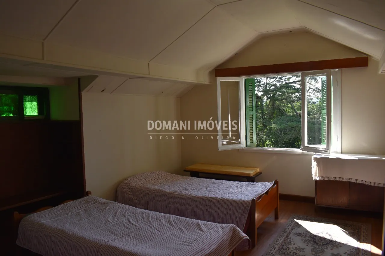 Casa à venda de 2.080 m² em Campos do Jordão, SP, Brasil