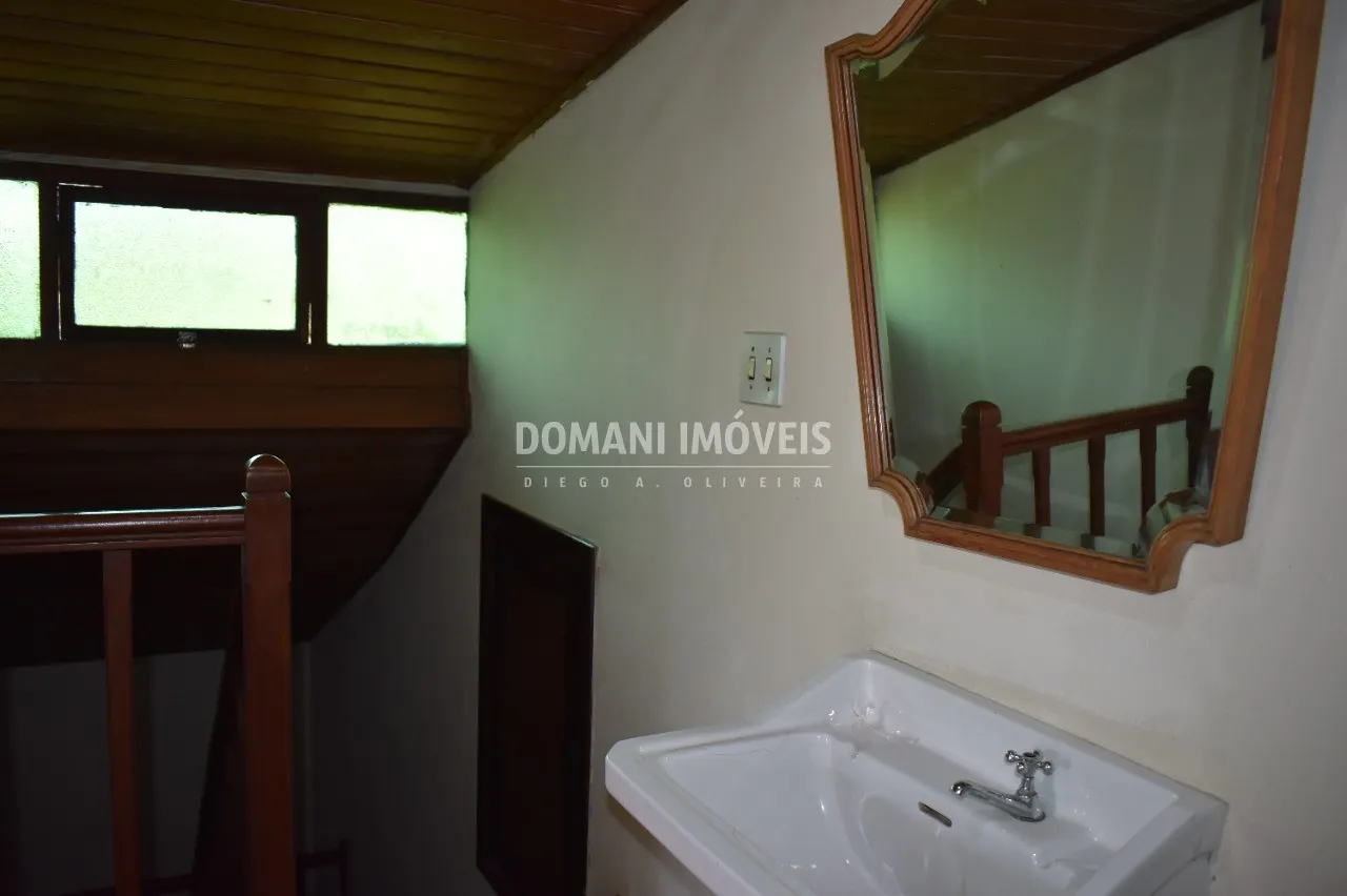 Casa à venda de 2.080 m² em Campos do Jordão, SP, Brasil