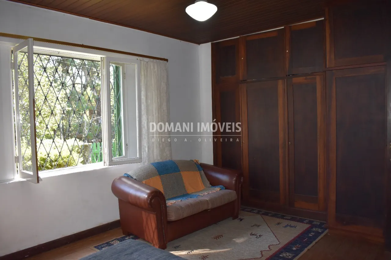 Casa à venda de 2.080 m² em Campos do Jordão, SP, Brasil