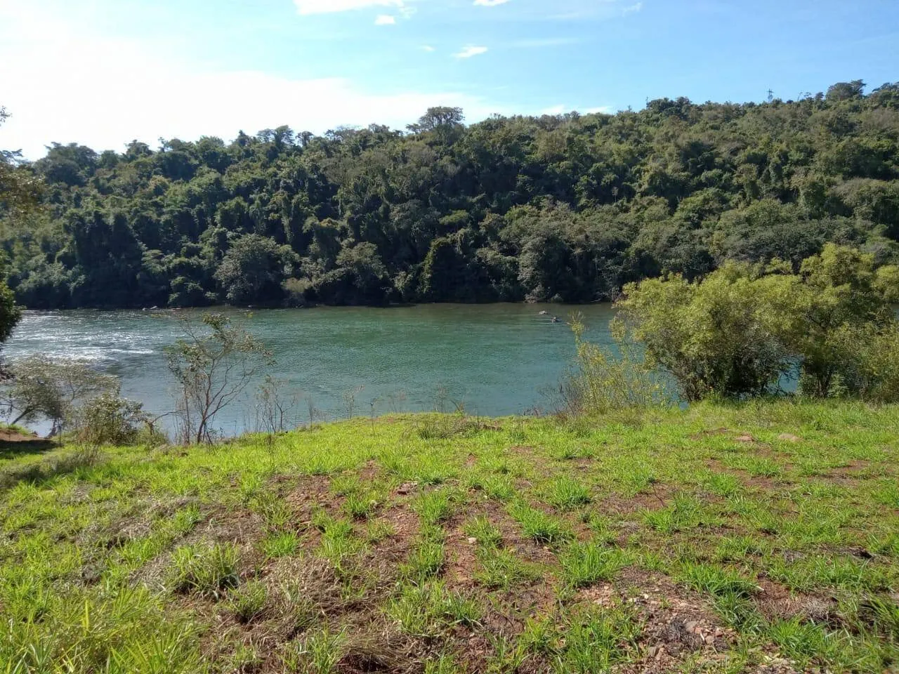 Terreno à venda de 4.000 m² em Piraju, SP, Brasil