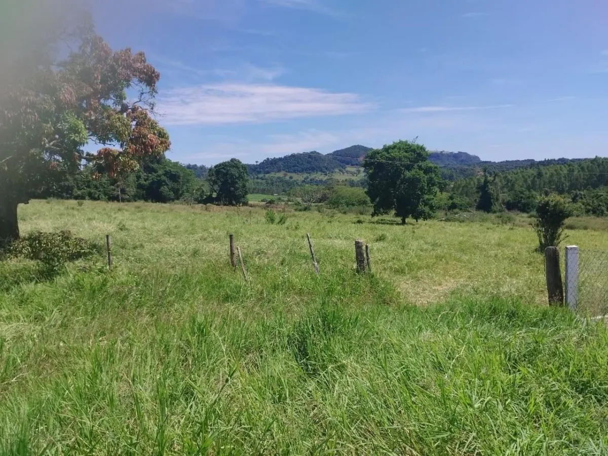 Small farm for sale of 63 acres in Cássia dos Coqueiros, SP, Brazil