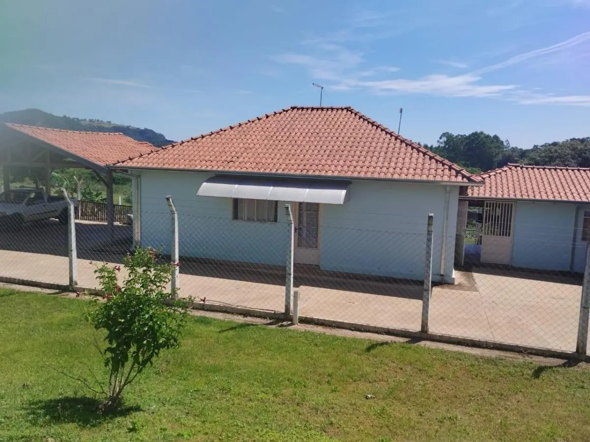 Small farm for sale of 63 acres in Cássia dos Coqueiros, SP, Brazil