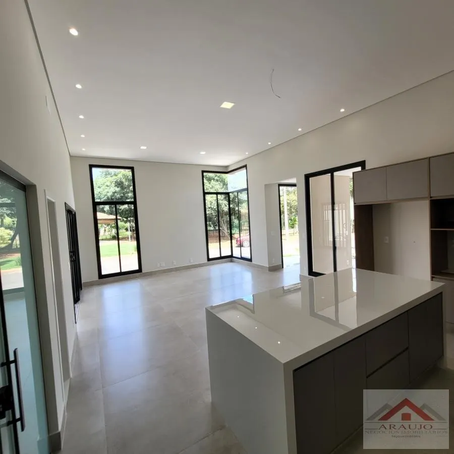 Casa à venda de 305 m² em Paulínia, SP, Brasil