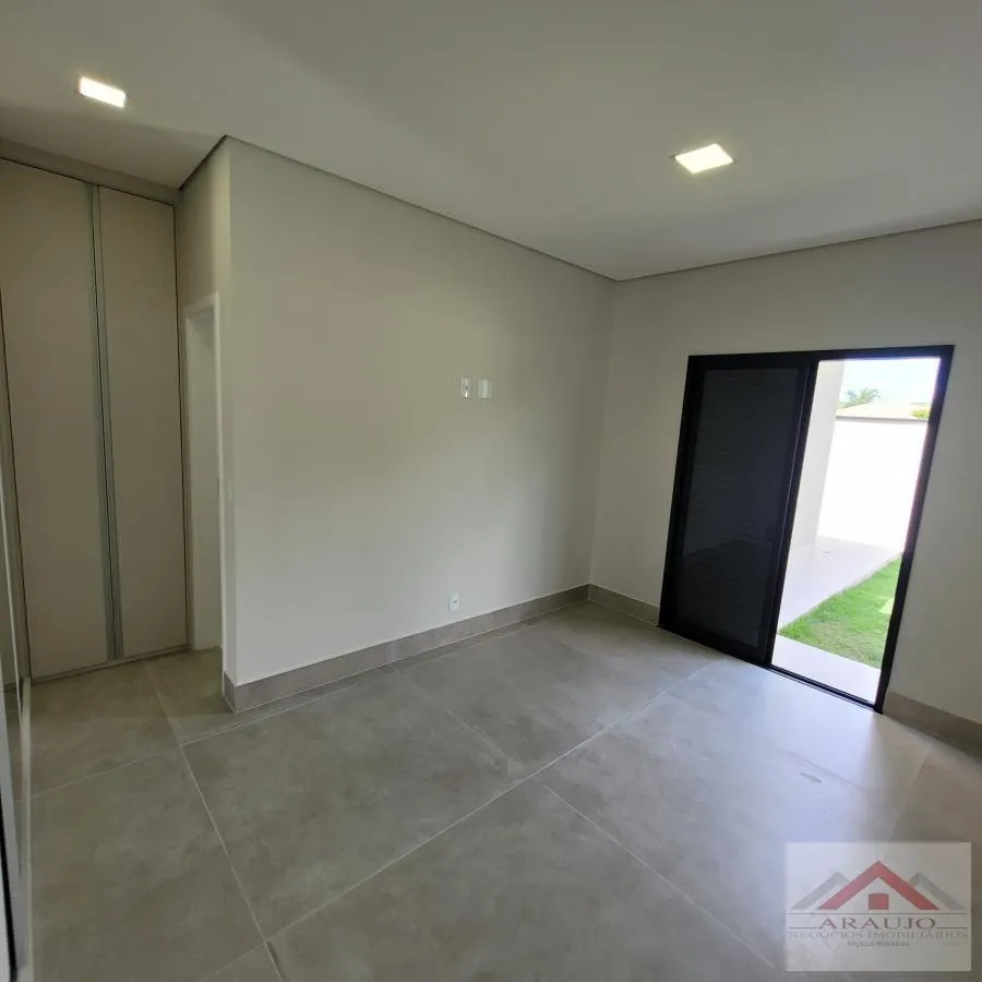 Casa à venda de 305 m² em Paulínia, SP, Brasil