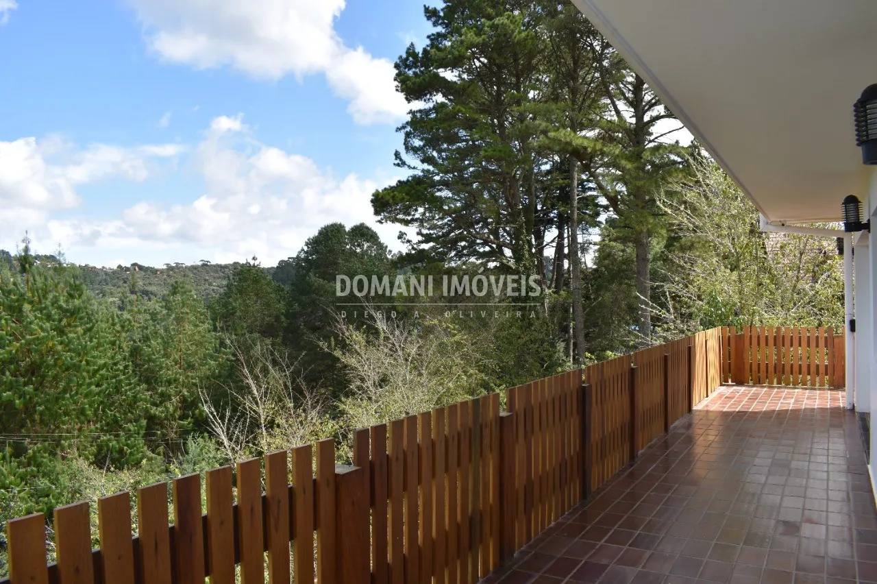Casa à venda de 2.210 m² em Campos do Jordão, SP, Brasil