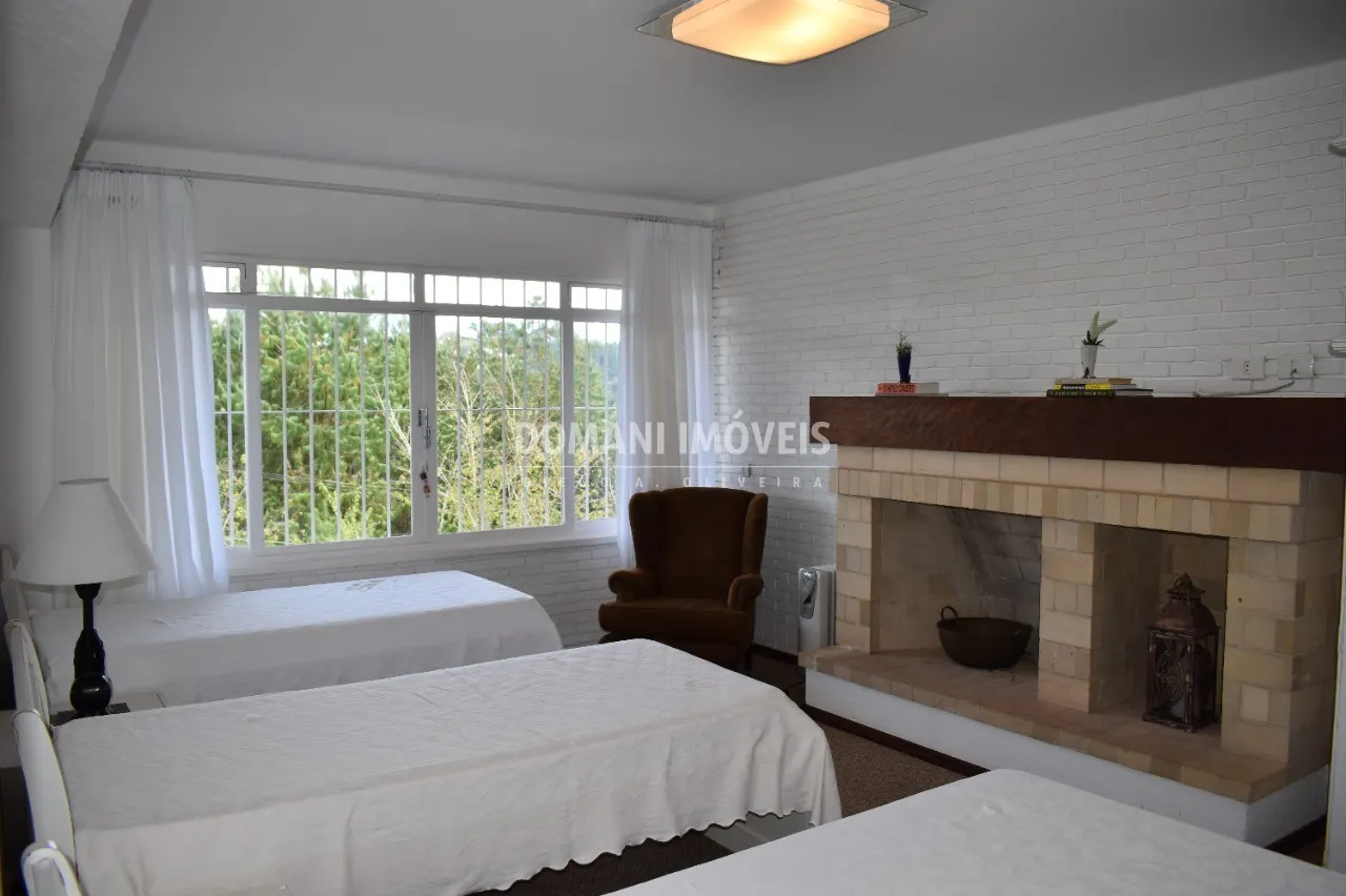 Casa à venda de 2.210 m² em Campos do Jordão, SP, Brasil