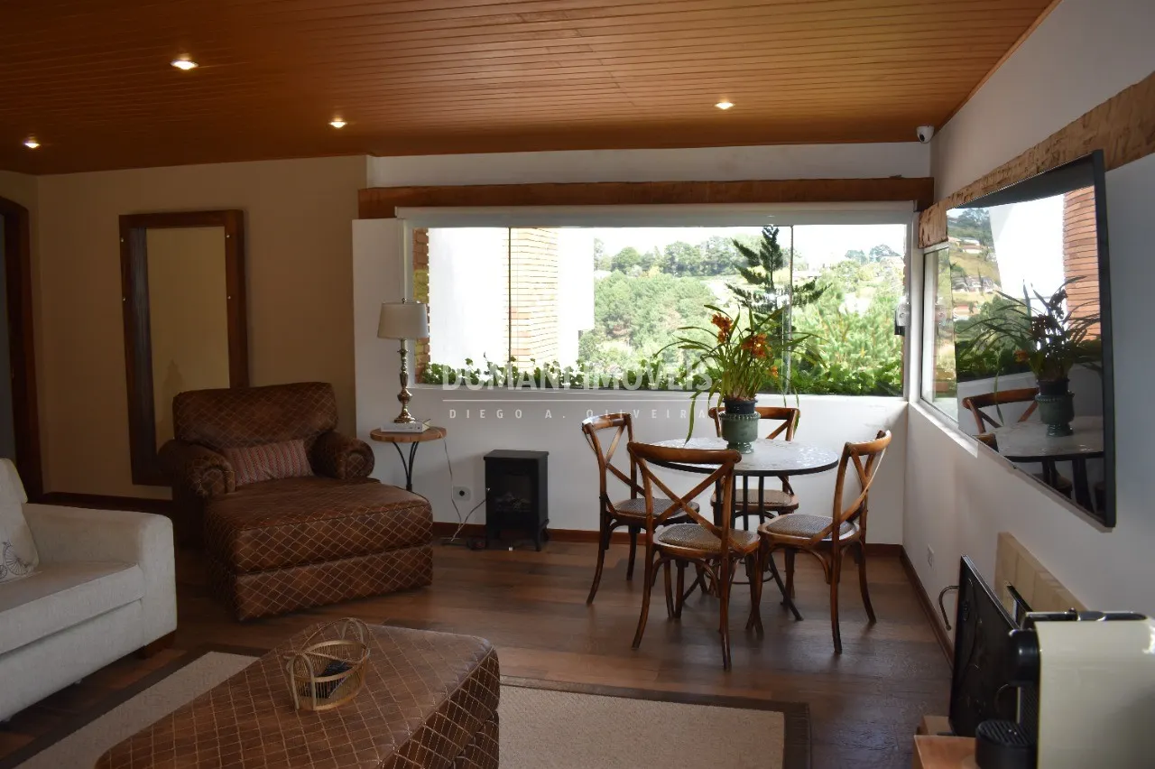 Casa à venda de 2.210 m² em Campos do Jordão, SP, Brasil
