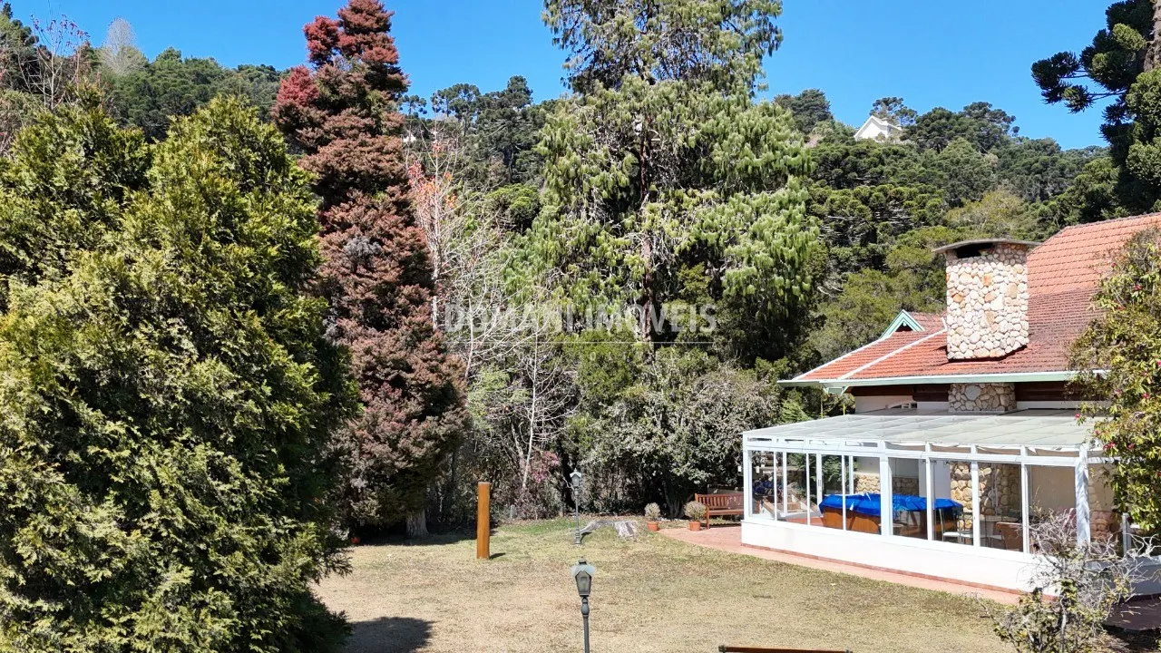 Casa à venda de 5.130 m² em Campos do Jordão, SP, Brasil