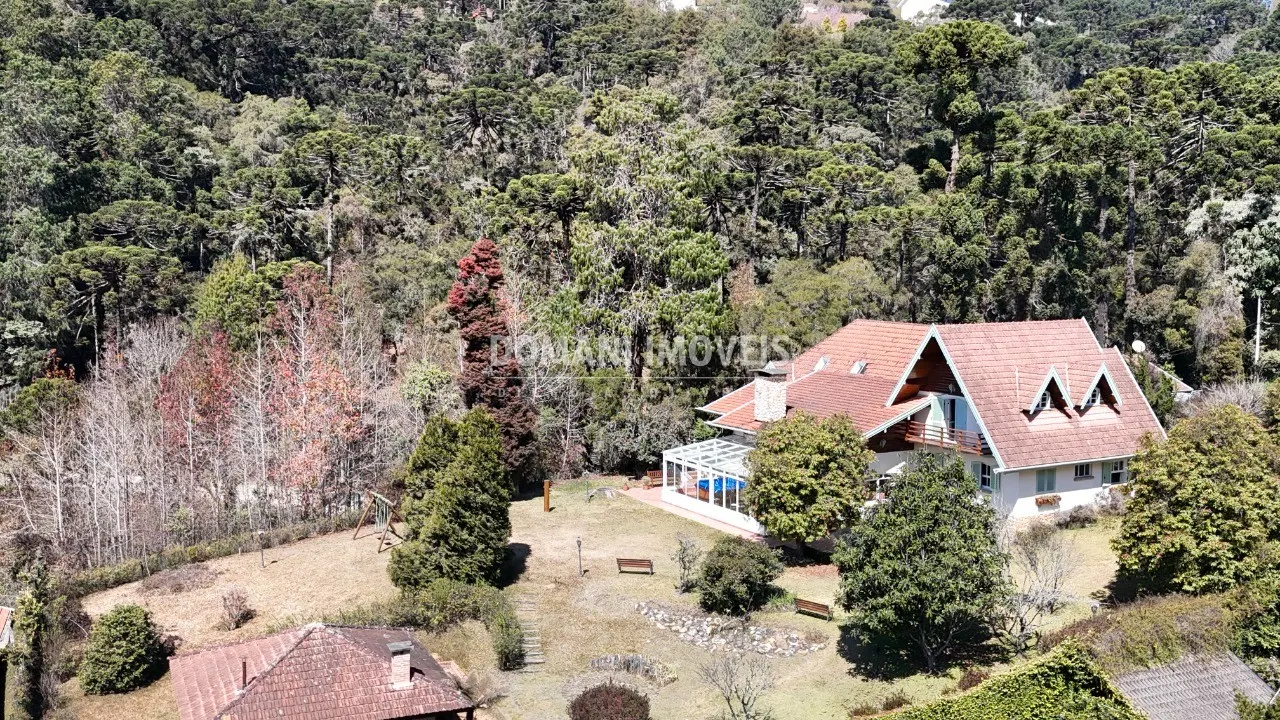 Casa à venda de 5.130 m² em Campos do Jordão, SP, Brasil