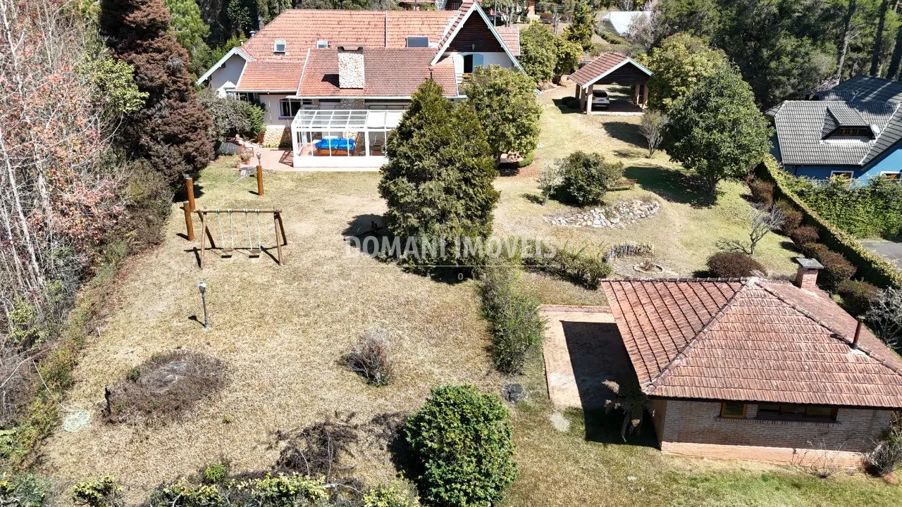 Casa à venda de 5.130 m² em Campos do Jordão, SP, Brasil