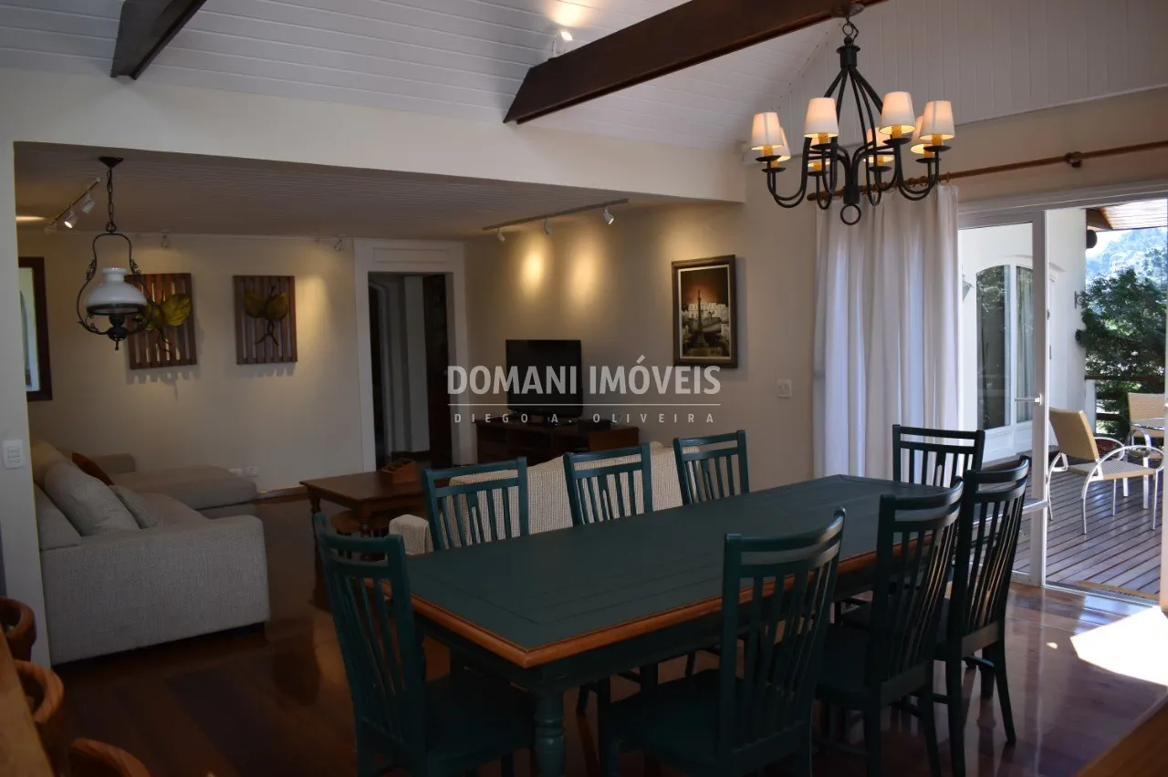 Casa à venda de 5.130 m² em Campos do Jordão, SP, Brasil