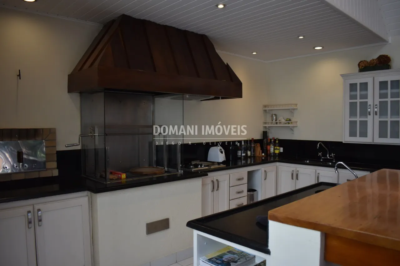 Casa à venda de 5.130 m² em Campos do Jordão, SP, Brasil