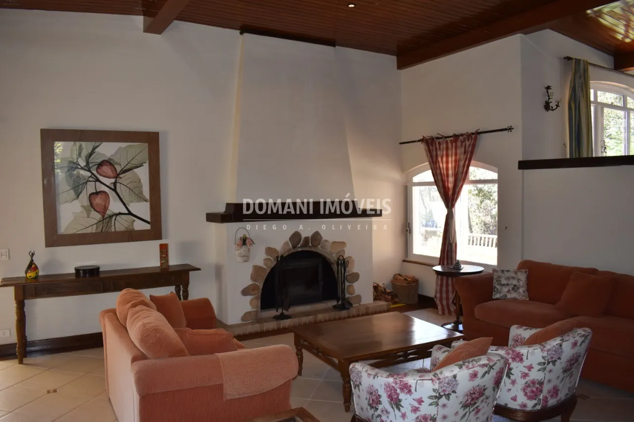 Casa à venda de 5.130 m² em Campos do Jordão, SP, Brasil