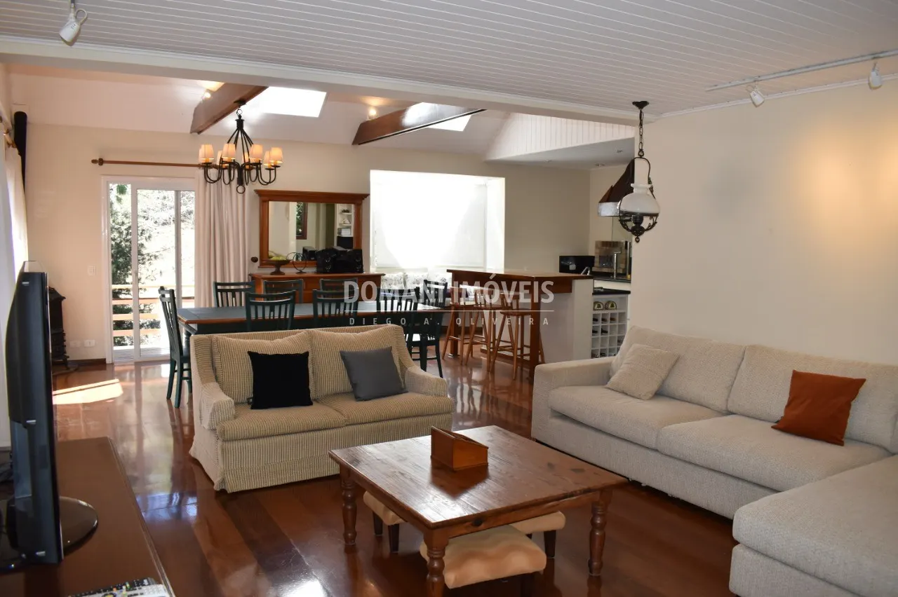 Casa à venda de 5.130 m² em Campos do Jordão, SP, Brasil