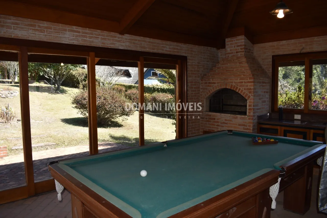 Casa à venda de 5.130 m² em Campos do Jordão, SP, Brasil