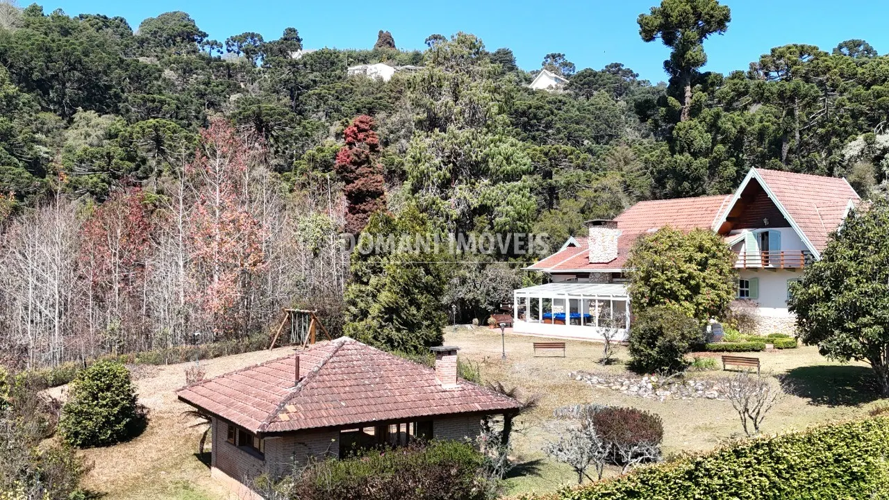 Casa à venda de 5.130 m² em Campos do Jordão, SP, Brasil