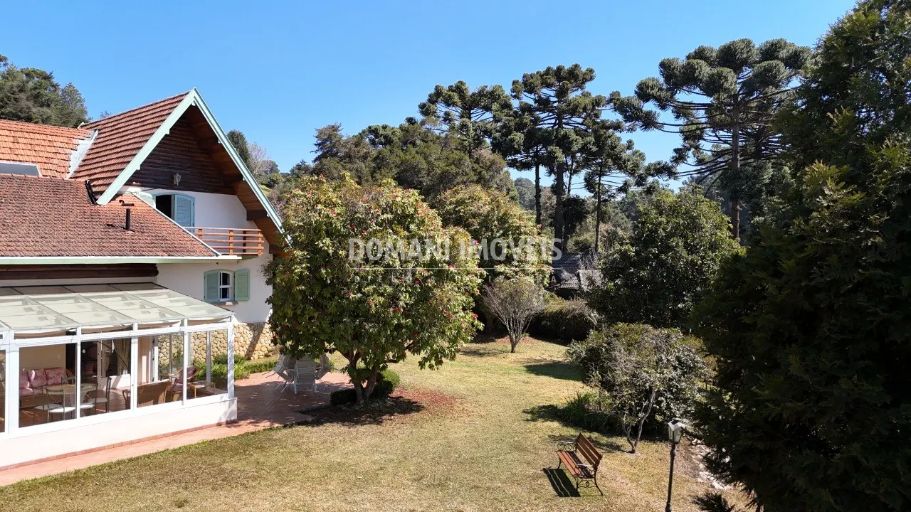 Casa à venda de 5.130 m² em Campos do Jordão, SP, Brasil