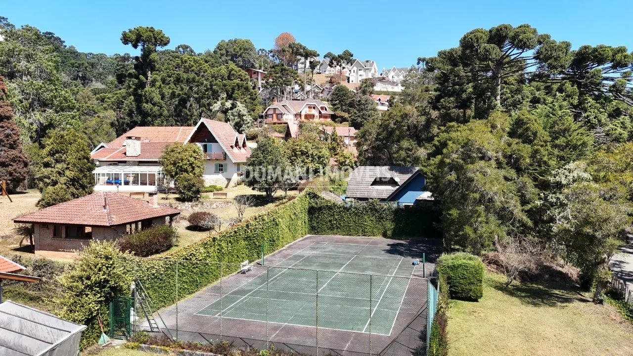 Casa à venda de 5.130 m² em Campos do Jordão, SP, Brasil