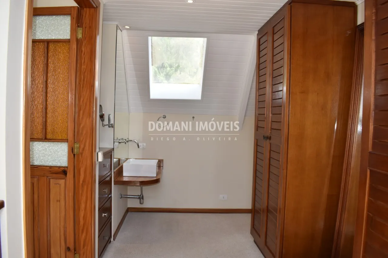 Casa à venda de 5.130 m² em Campos do Jordão, SP, Brasil