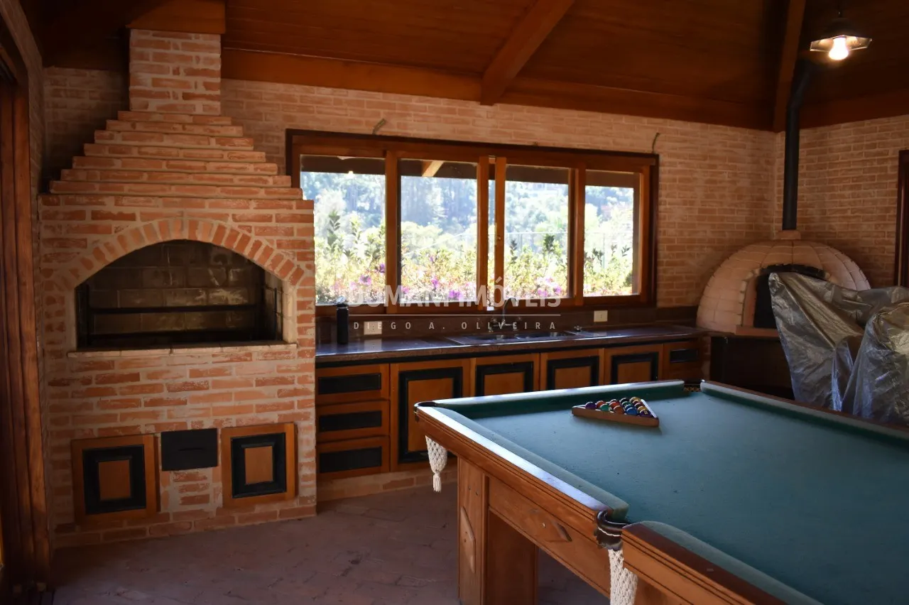 Casa à venda de 5.130 m² em Campos do Jordão, SP, Brasil