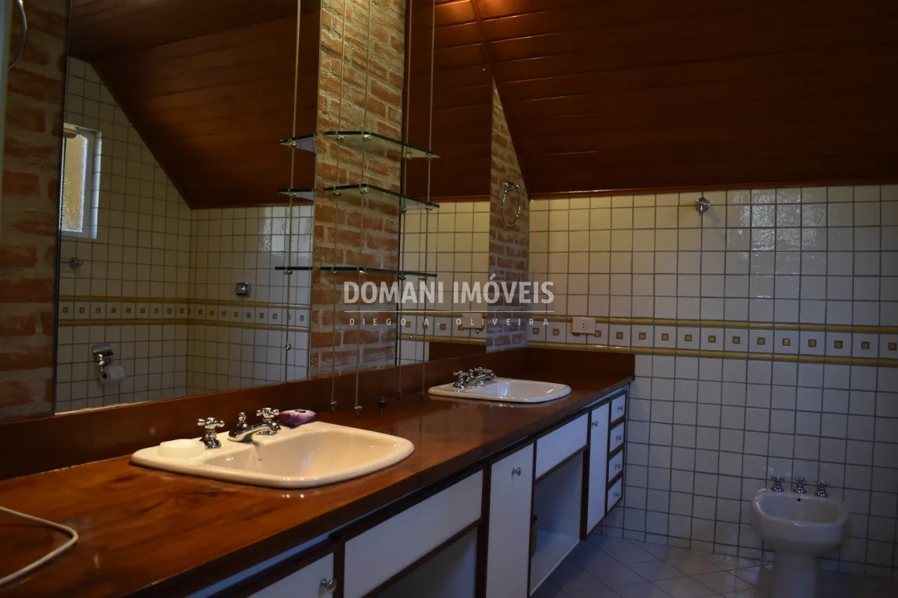 Casa à venda de 5.130 m² em Campos do Jordão, SP, Brasil