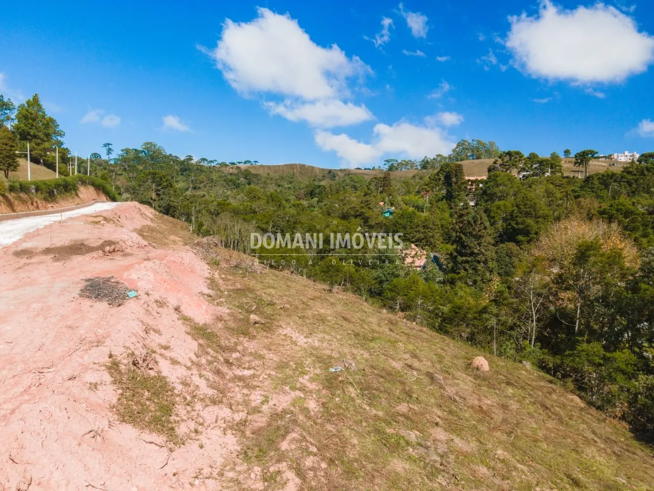 Terreno à venda de 1.020 m² em Campos do Jordão, SP, Brasil