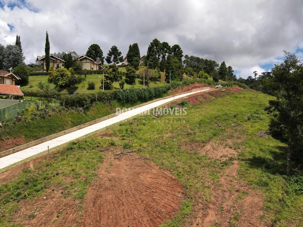 Terreno à venda de 1.020 m² em Campos do Jordão, SP, Brasil