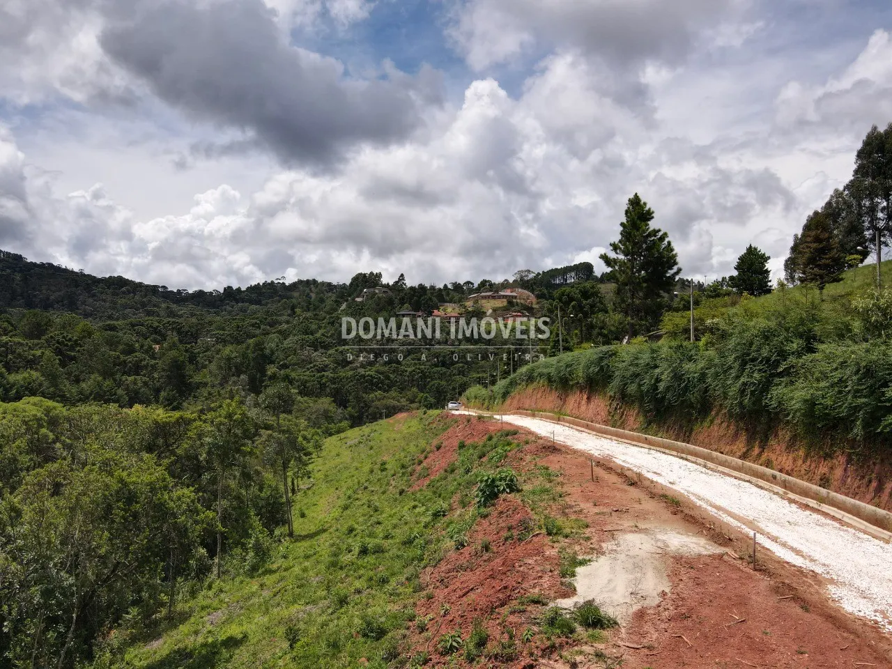 Terreno à venda de 1.020 m² em Campos do Jordão, SP, Brasil