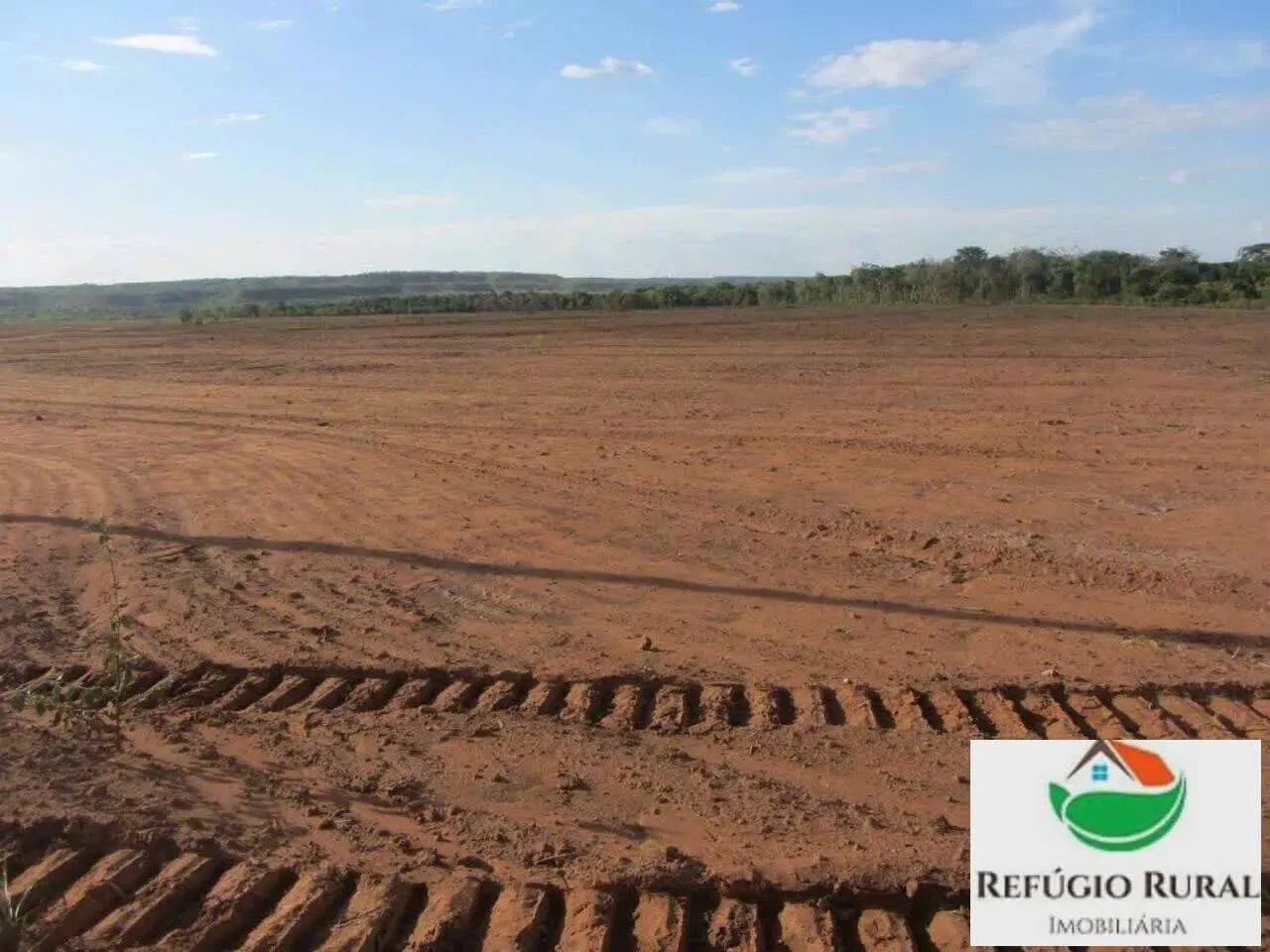 Fazenda à venda de 2.744 ha em Campos Lindos, TO, Brasil