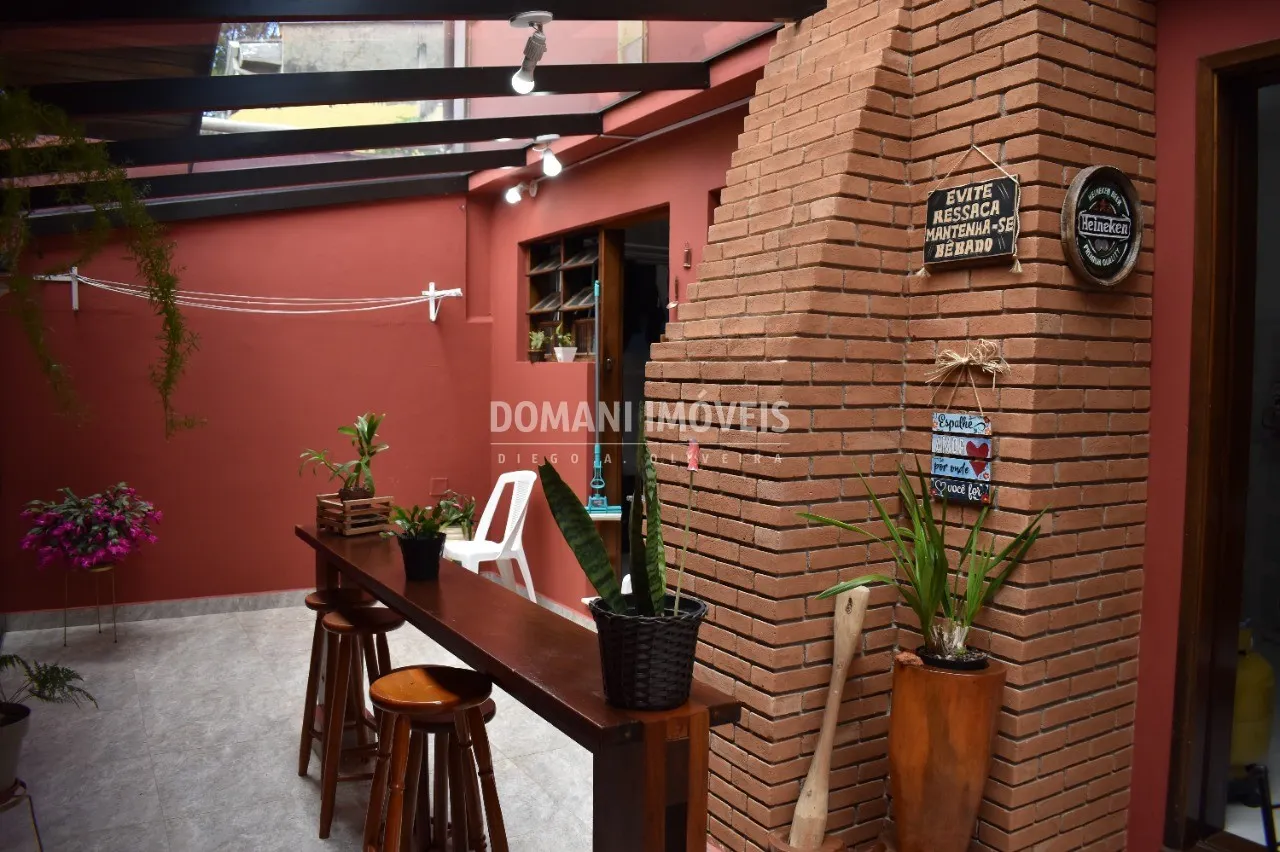 Casa à venda de 252 m² em Campos do Jordão, SP, Brasil